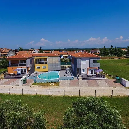 Elody Guest house 3*